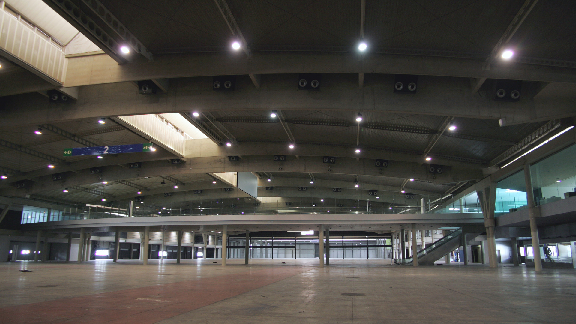 Interior del pavelló 2